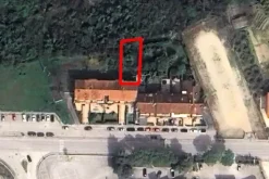 #24120 Area urbana a verde sul retro di palazzina