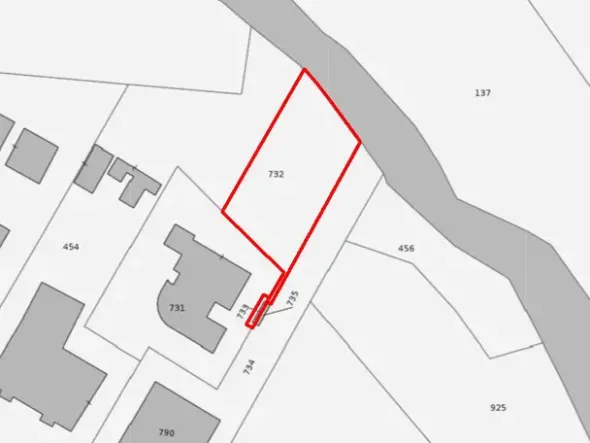#18352 Area urbana di 750 mq