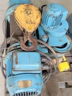Argano elettrico 0,5T BALKANCAR T-10232