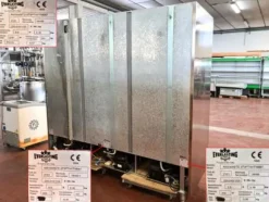 armadio frigo a 3 colonne in inox usato