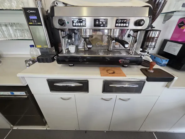 Arredamento bar pasticceria gelateria