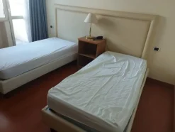 4#8402 Arredamento camere hotel