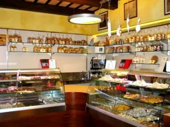 Arredamento completo pasticceria/forno