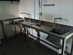 Arredamento completo per pescheria