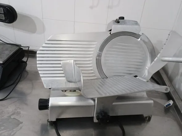 Arredamento completo per pescheria