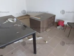 1#9057 Arredamento da ufficio e per abitazione