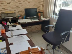 66#7717 Arredamento da ufficio e periferiche