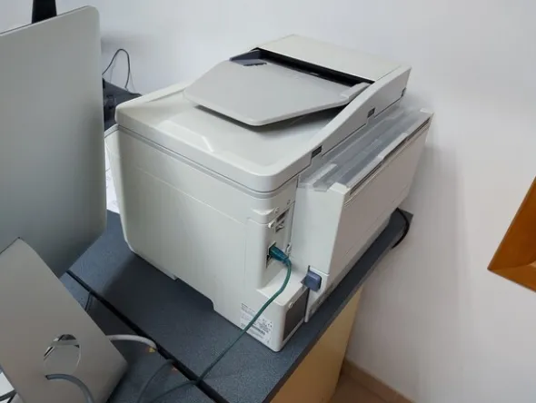 1#7967 Arredamento e attrezzatura da ufficio