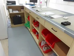 1#7967 Arredamento e attrezzatura da ufficio