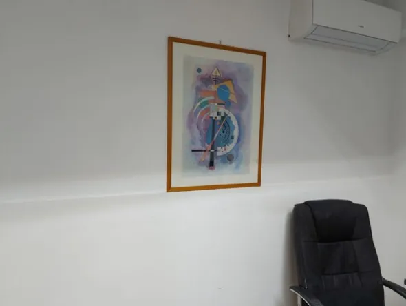 1#7967 Arredamento e attrezzatura da ufficio