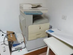 1#7967 Arredamento e attrezzatura da ufficio