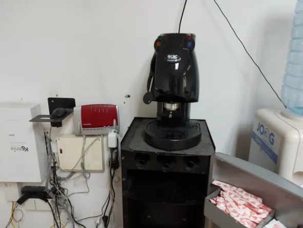 1#7967 Arredamento e attrezzatura da ufficio