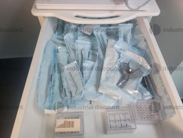1#10114 Arredamento e attrezzatura odontoiatrica