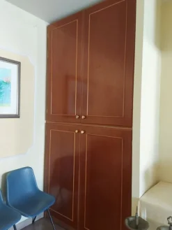 2#8402 Arredamento e attrezzature da bar di albergo
