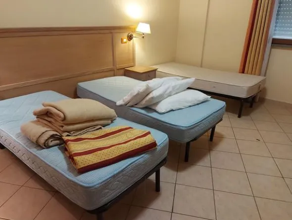 1#8644 Arredamento e beni per struttura turistico alberghiera