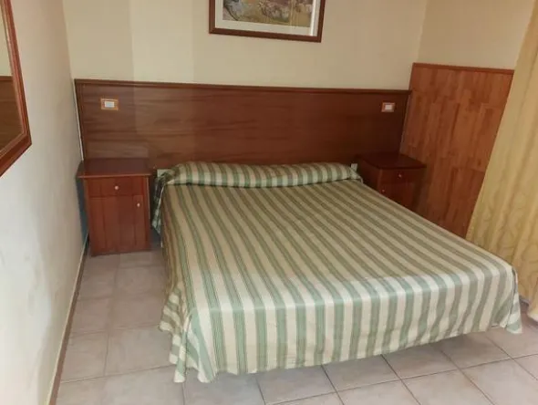 1#8644 Arredamento e beni per struttura turistico alberghiera