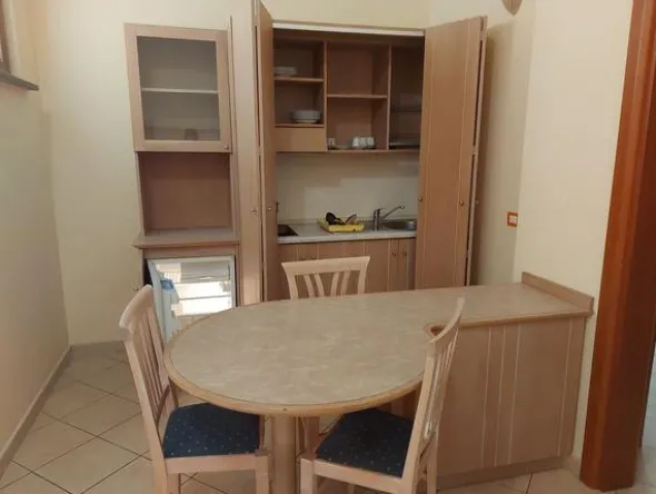 1#8644 Arredamento e beni per struttura turistico alberghiera