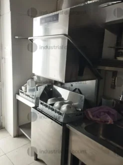 2#8919 Arredamento ed accessori laboratorio pasticceria