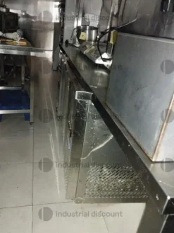 2#8919 Arredamento ed accessori laboratorio pasticceria