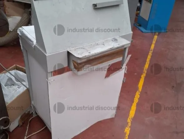 14#9883 Arredamento ed attrezzature per laboratorio calzaturiero