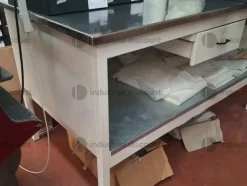14#9883 Arredamento ed attrezzature per laboratorio calzaturiero