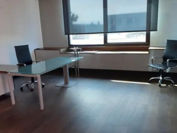10#7714 Arredamento ed attrezzature per ufficio