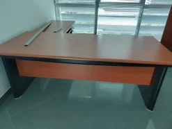 5#7714 Arredamento ed attrezzature per ufficio