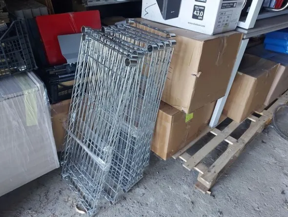 1#8027 Arredamento e macchine per ufficio