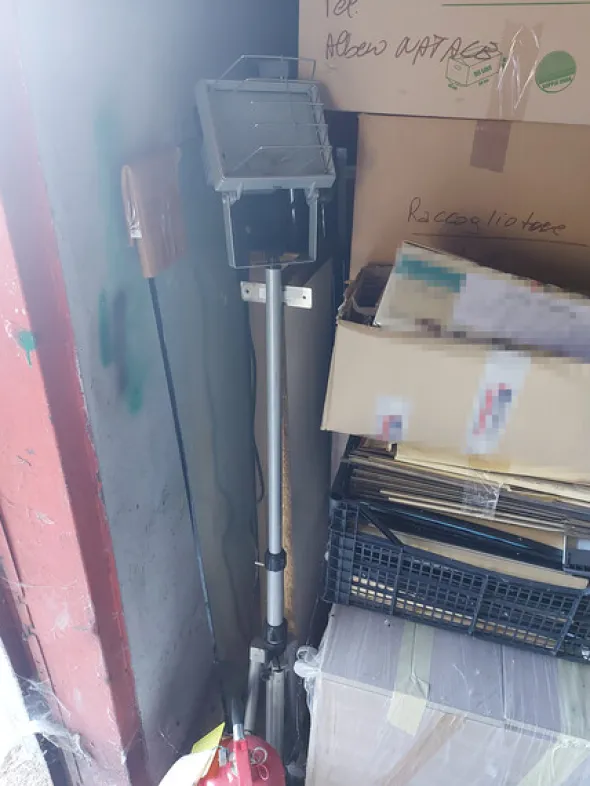 1#8027 Arredamento e macchine per ufficio