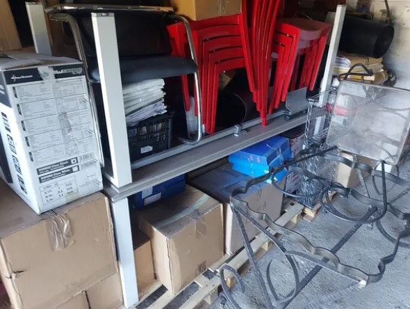 1#8027 Arredamento e macchine per ufficio