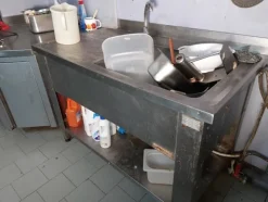 4#8063 Arredamento laboratorio pasticceria