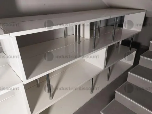 7#8952 Arredamento negozio