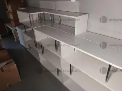 7#8952 Arredamento negozio