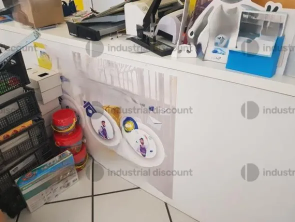 1#9093 Arredamento negozio e articoli da cancelleria