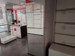 1#9621 Arredamento per negozio