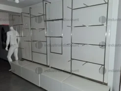 1#9621 Arredamento per negozio