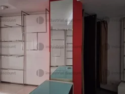 1#9621 Arredamento per negozio