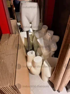 1#9621 Arredamento per negozio