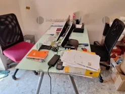 1#9621 Arredamento per negozio