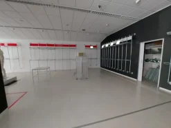 1#8185 Arredamento per negozio