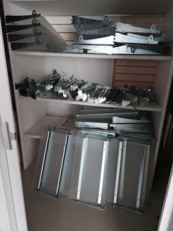 1#8185 Arredamento per negozio