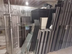 5#8748 Arredamento per negozio