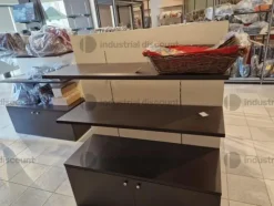 5#8748 Arredamento per negozio