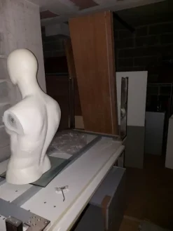 1#8182 Arredamento per negozio di abbigliamento