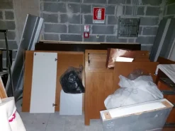 1#8182 Arredamento per negozio di abbigliamento