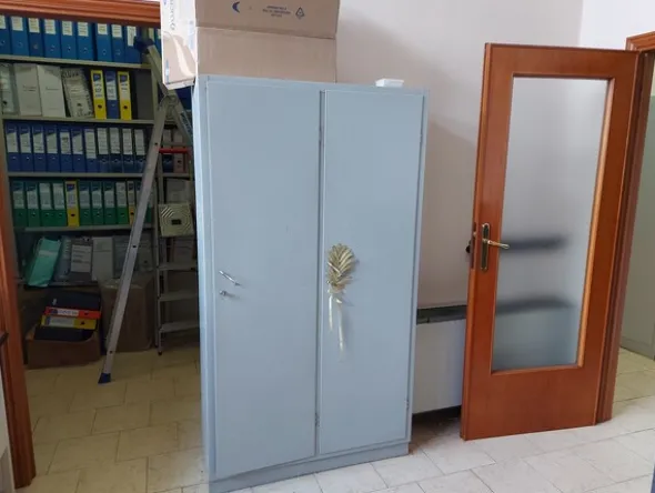 156#7915 Arredamento per ufficio