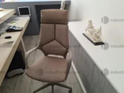 408#8883 Arredamento uffici e spogliatoi