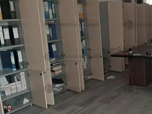 51#9567 Arredamento ufficio