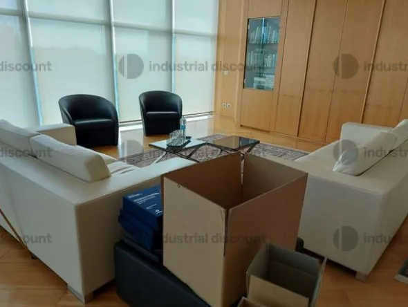 4#9480 Arredi, apparecchiature informatiche eattrezzature varie