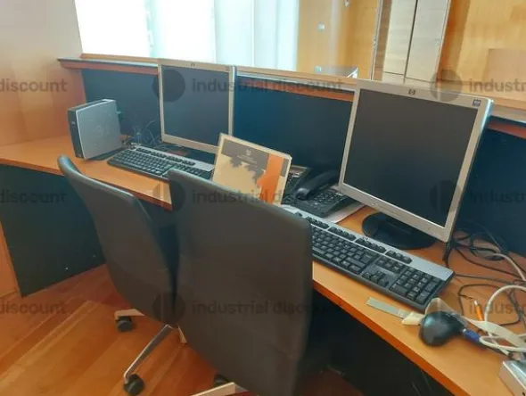 4#9480 Arredi, apparecchiature informatiche eattrezzature varie